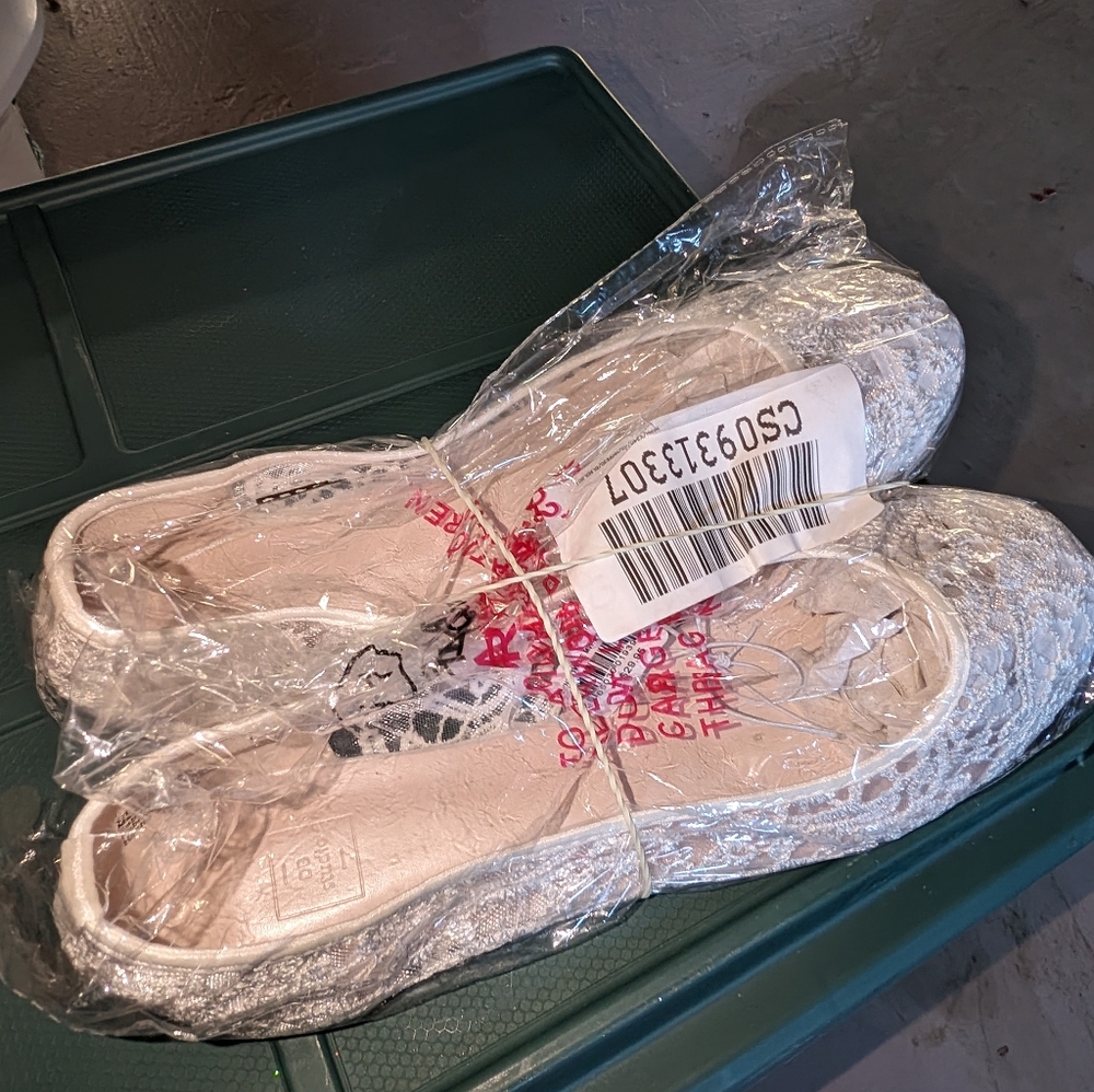 David's Bridal Lace Slide On Shoes